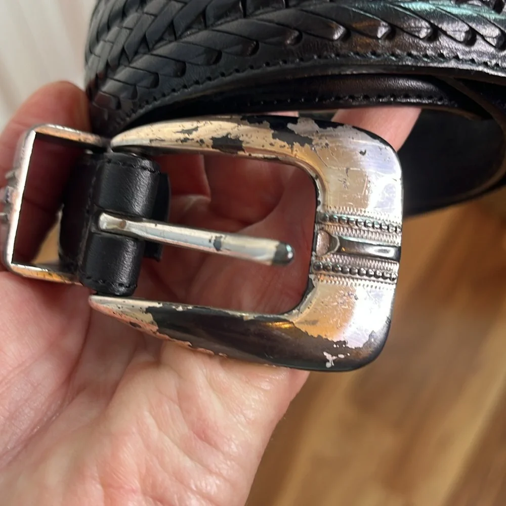 ONYX BY BRIGHTON Mens Leather Braided Belt Golf Scene Medallions Silver Buckle